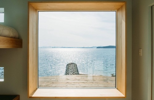 Naoshima-cho Hostel | DENIM HOSTEL float