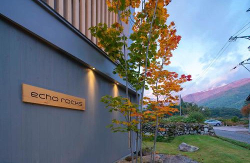 Hokujo Ski Chalet | Echo Rocks