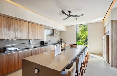 Punta de Mita Ski Chalet | Exclusividad y Lujo Frente al Mar Chef & Butler, Yacht & Surf