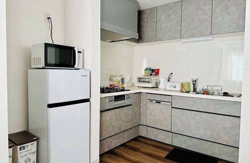 Toshima Villa | Family House + 3BD with AC & Heat + 4min to Yamanote Line + Free Parking + Quiet