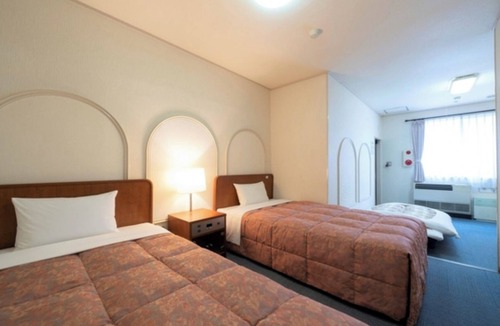 Togo-cho Hotel | For 3 people West Wing Nonsmoking Triple Break/Toyota City Aichi