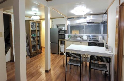 Setagaya House | Garden House Serene 3-bedroom house with AC in charming Setagaya.