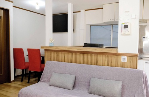 Matsubara Apartment | Gorgeous 1-bedroom apartment with AC in lively Setagaya, near Daitabashi Station