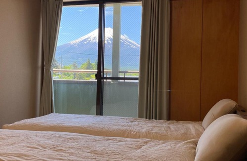 Fujiyoshida House | Guest House KURA 776 Mt Fuji View and 1 min to Gekkoji Station