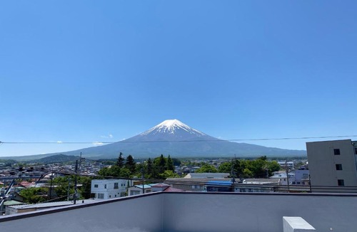 Fujiyoshida House | Guest House KURA 776 Mt Fuji View and 1 min to Gekkoji Station