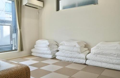 Honmachi Villa | ISSHUKU-渋谷I-Newly Renovated 4BR House-Near Shinjuku & Shibuya-Up to 11 Guests