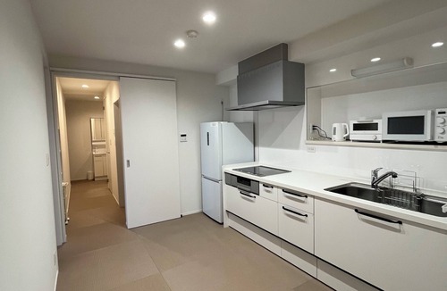 Hatsukaichi House | [Itogi] A Private Rental House in Miyajimaguchi! It's within walking distance of the port where you can take a ferry to the World Heritage Site of Miyajima. Up to 16 people