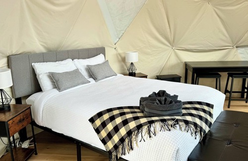 Hinton RV Rental | Jasper Gateway Glamping