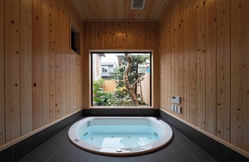 Kanazawa House | Kenrokutei Oyado - 7 min. walk from Kenrokuen Garden, luxury old private house for up to 10 people.