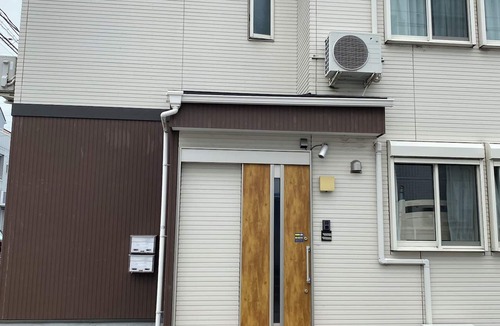 Minami Ward Apartment | Lovely dorm type share house with AC/Fridge/TV each room 35min from Shinjuku
