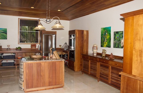 Middlesex House | Magical Hilltop In Southern Belize