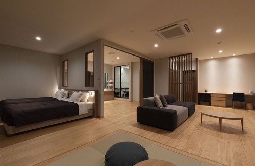 Hatsukaichi House | Miyajima Hanarenoyado IBUKU