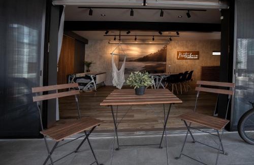 Tsuruga Cabin | Modern Container House - 2 Min Walk to Matsubara Beach - Sleeps 7