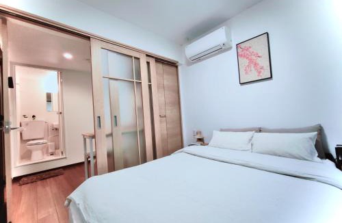 Adachi Apartment | Moon Hotel