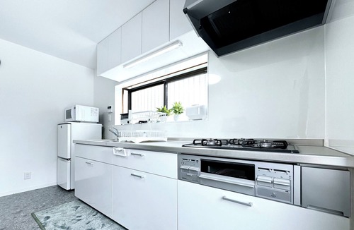 Joto House | [Near Osaka Castle] Within walking distance of Osaka Castle! Osaka's tourist spots—with excellent access to Kyoto! A traditional Japanese-style house available for exclusive rental. There are plenty of restaurants in the area around Kyobashi Station, just