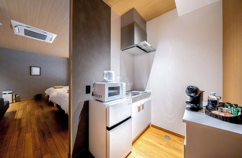 Hatsukaichi Hotel | NonSmoking Deluxe Twin Room 2nd Floor 38m2 M201 Two Queen Beds/Hatsukaichi Hiroshima