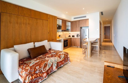 La Cruz de Huanacaxtle Apartment | Oceanfront Townhouse with Private Pool at Zantamar