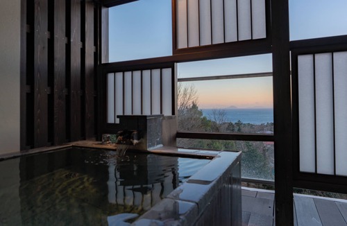 Yawatano House | Omuro no Mori Gyokusui - 13 years or older -