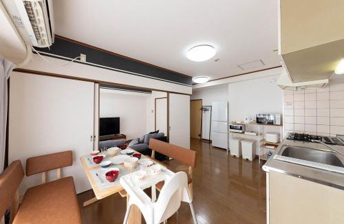 Gifu Apartment | oyadoya gifu201 広さ84平米 名鉄岐阜駅から徒歩12分 1部屋貸切 最大8名可能 子供12歳以下無料