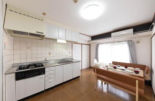 Gifu Apartment | oyadoya gifu201 広さ84平米 名鉄岐阜駅から徒歩12分 1部屋貸切 最大8名可能 子供12歳以下無料
