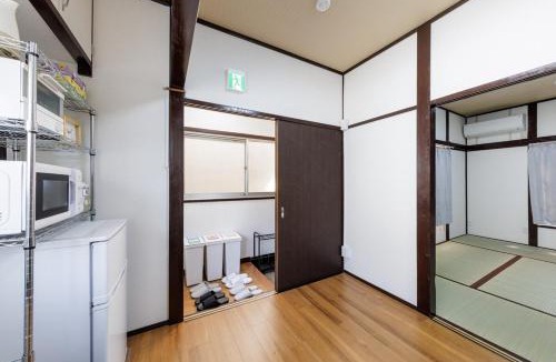 Higashiyotsugi Apartment | Perfect for sightseeing in Tokyo! 2F 4people! 四つ木