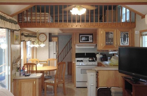 Annaka RV Rental | Premium Cottage WEST | For 2 people | Free Dog R/Annaka City Gunma