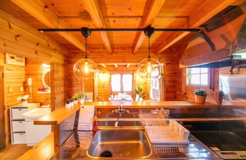 Sumoto House | Reservations not accepted 3 minutes from Keino Matsubara Sumoto City Entire log house rental in - A whole log house in Torikaiura Goshikicho is a rental type/Sumoto Hyōgo