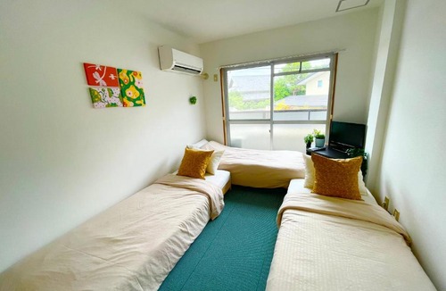 Toyonaka Apartment | Sakura202 伊丹空港アクセス抜群ペット宿泊可能 最寄駅から徒歩10分以内 都心からのアクセス抜群タイニールーム最大3名宿泊可能