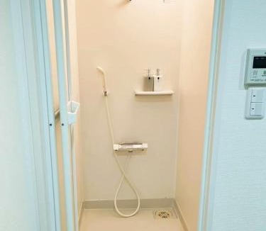 Nishinari Villa | Satsuki House Osaka-Direct from KIX,Walk to Tsutenkaku