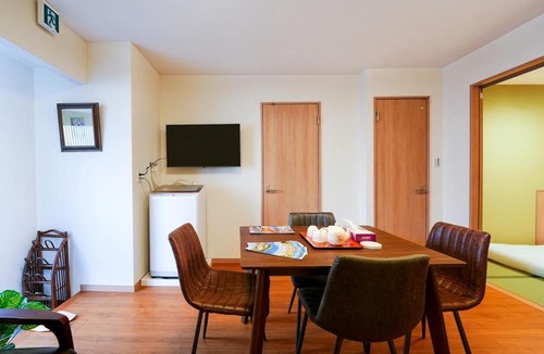 Naniwa Apartment | Single-family home in Shiokusa near Namba Entire 1st floor rented out 2 bedrooms living room Private space with a separate entrance