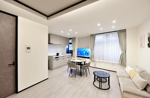 Namba Apartment | Spacious 65sqm Family Apartment Namba Dotonbori Kuromon 8 Guests Riverwood 201