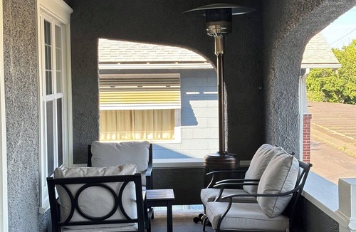 Pendleton House | Steps from Main Street and 10-15 minute walk to the roundup grounds.