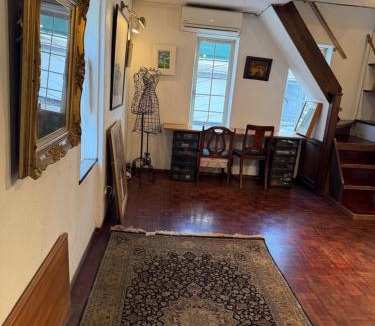Sendagi Apartment | The Art House gallery P