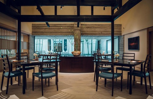 Karasumaoike Hotel | THE HIRAMATSU KYOTO