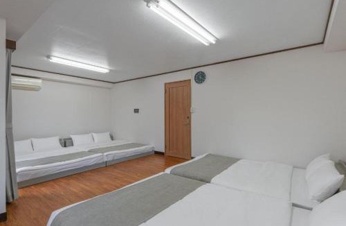 Nakano Apartment | The Homestay Shinjuku Shin-Okubo in Tokyo
