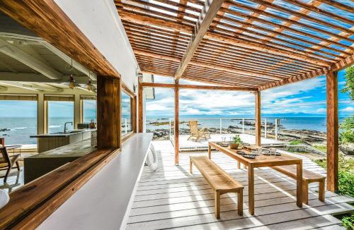 Miura Villa | The House Moroiso secret beach