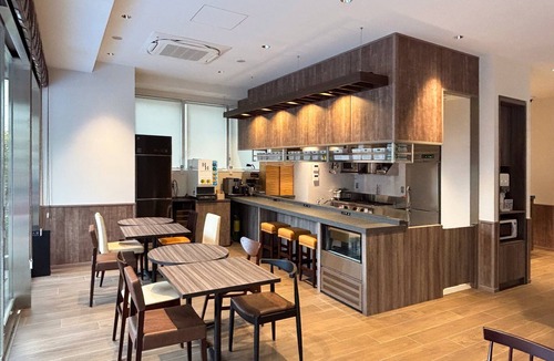 Nishishinbashi Hotel | TORANOMONHOLIC HOTEL