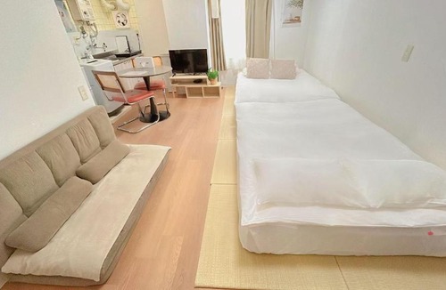 Yushima Apartment | Ueno Tokyo Central Stay Sleeps 4 3 Min to Okachimachi Station Near Ameyoko 10 Min to Ueno Station