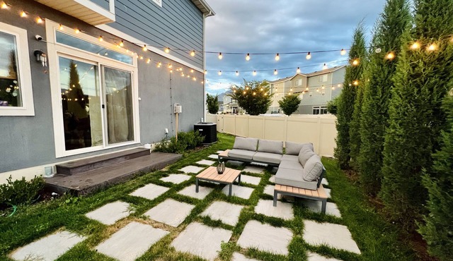 2 Bdr 2.5 Bath Mnt View Backyard for 6 Guests in American Fork