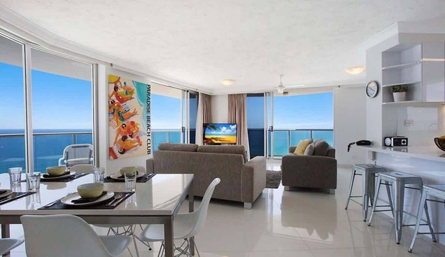 30F Peninsula Surfers Paradise Ocean Views in Surfers Paradise