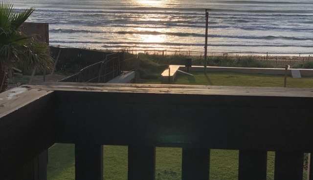 “August Special"Amazing Beach Views with Fireworks on weekends!Close to hotspots in South Padre Island