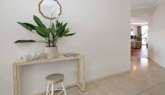 Beach Front Unit In Picturesque Location in Mackay Harbour