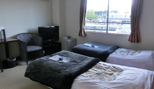 Biz Hotel Shiojiri Ekimae