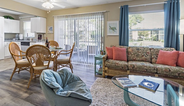 "Casita Playa" Our Super-Cute 1/1 Beach Getaway! 6 min from IRB! in Largo
