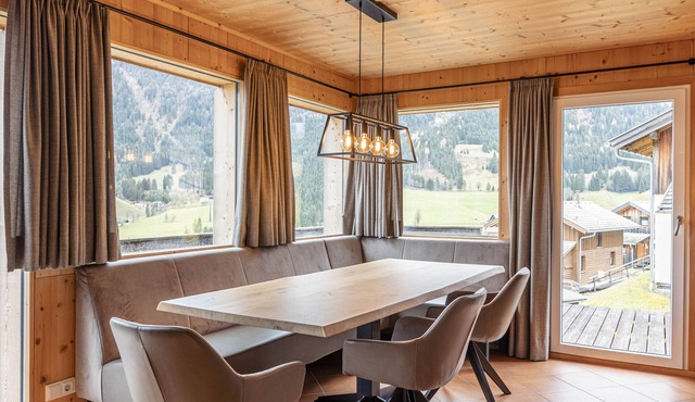 Chalet # 32 with 3 BR for 6 to 8 people in Annaberg