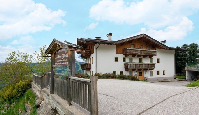 Chalet in Gattererberg near Ski Slopes in Stummerberg