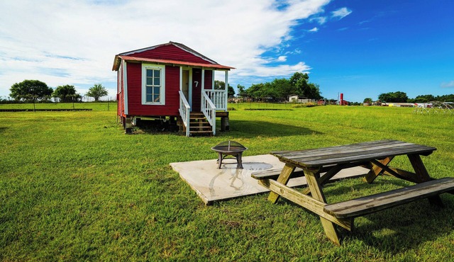 Charming Rustic Cabin w/Lake view and Country Hills - Family Farms - Cabin 7 in Plantersville