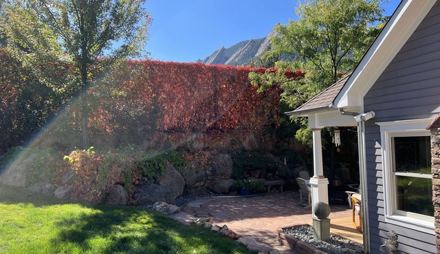 Chautauqua Gem! Trails, Views, Close to Pearl Street and CU in Boulder