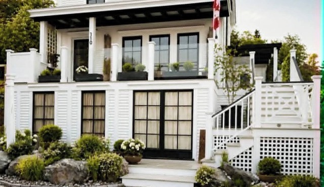 Classic maritime living; islands, water, wildlife & quiet forest trails.relax in Richardson