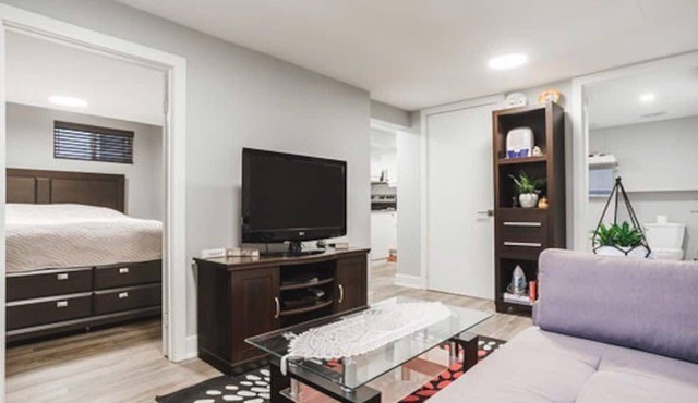 Cozy Toronto Private Apartment in Toronto